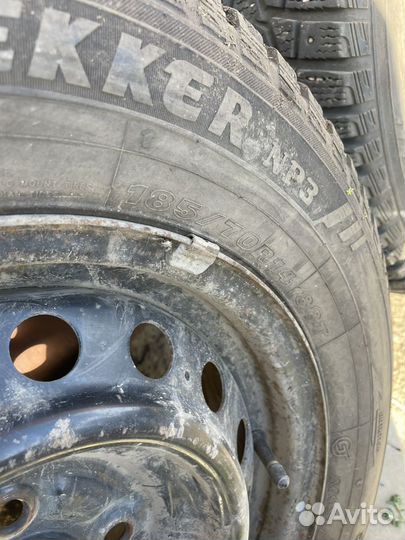 Maxxis ArcticTrekker NP3 185/70 R14