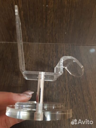 Подставка из оргстекла новая