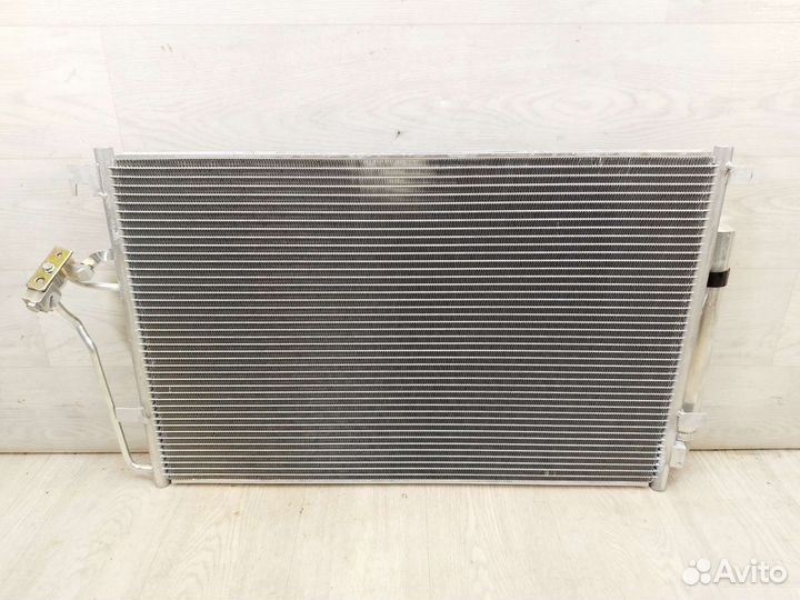 Радиатор кондиционера Mercedes Sprinter W906