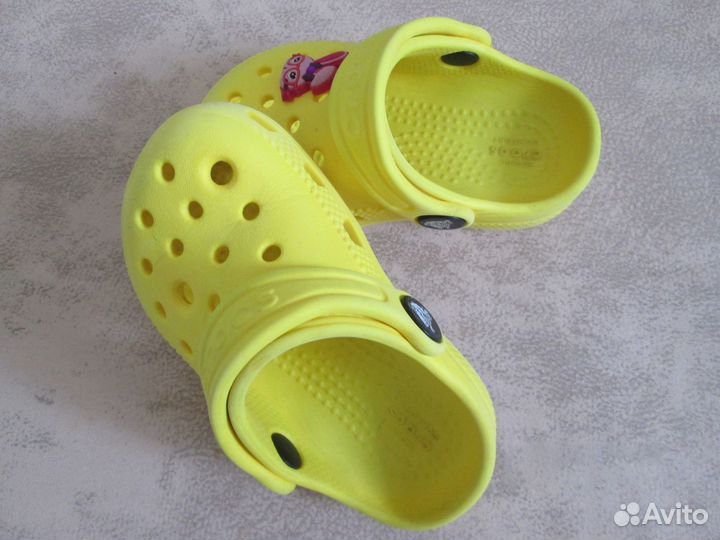Шлепанцы Crocs для девочки