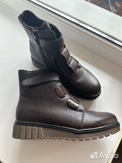 Ботинки женские