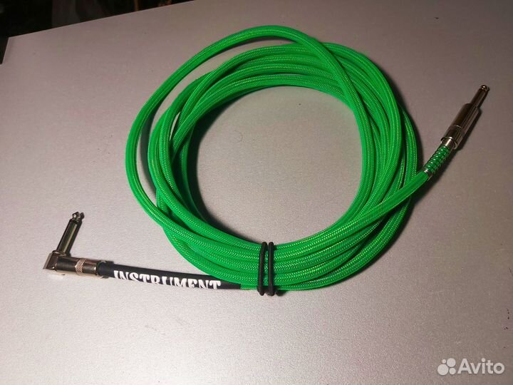 Гитарный кабель в оплётке