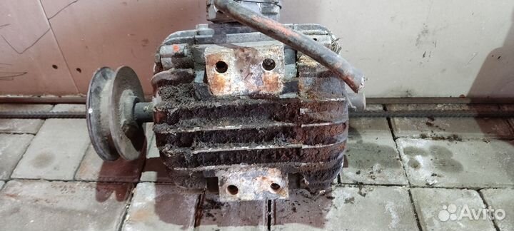 Электродвигатель 2.2 квт 1500 об