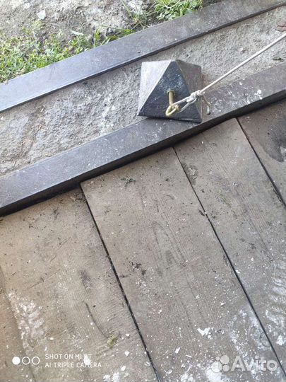 Якорь для лодки