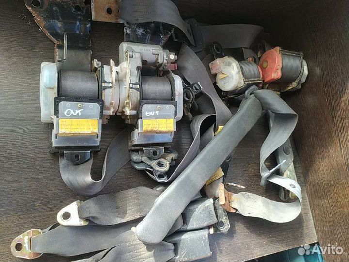 Ремень безопасности Subaru Legacy BG9 Outback