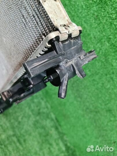 Б/У Б/У Радиатор охлаждения Mercedes GLE V167