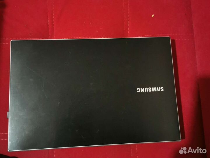 Samsung np300e5a