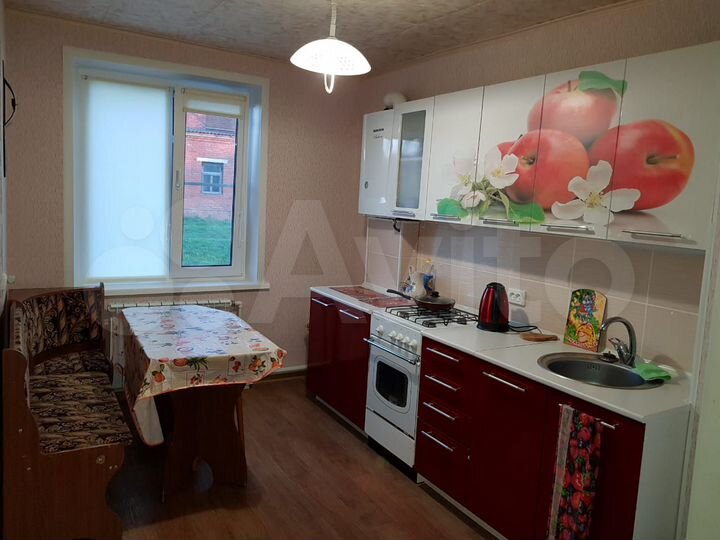 2-к. квартира, 54 м², 1/2 эт.