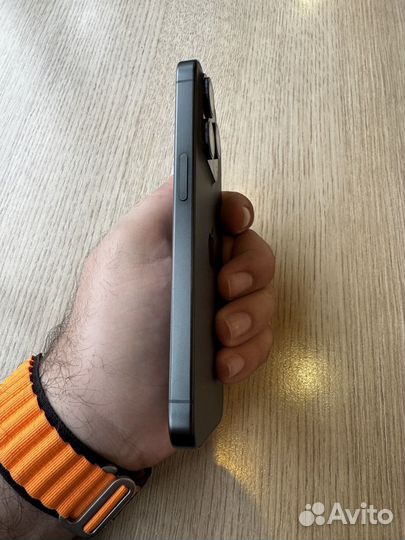 iPhone 15 Pro, 256 ГБ