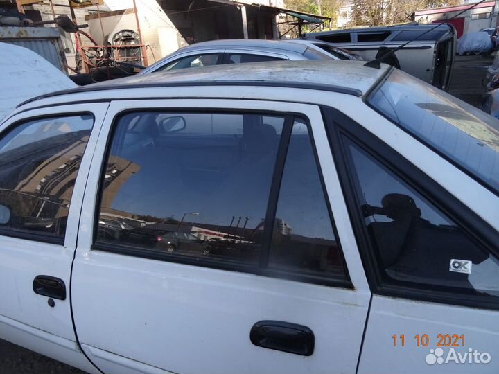 Daewoo nexia - стёкла кузовные