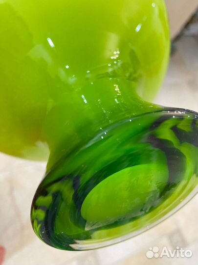 Ваза двухслойное молочное стекло