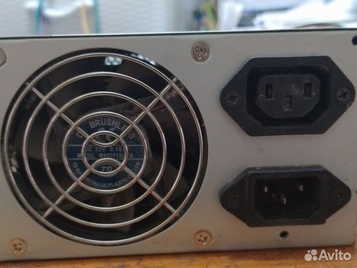 Блок питания на 400w для компьютера
