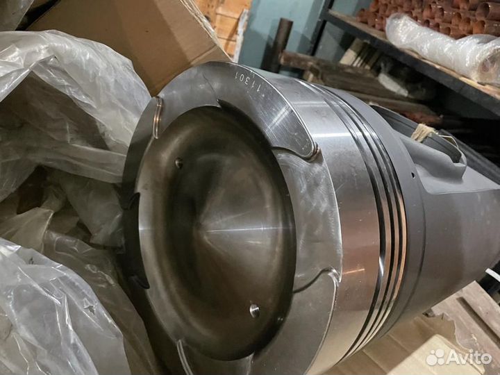 Поршень цилиндра Wartsila 32LN (113001)