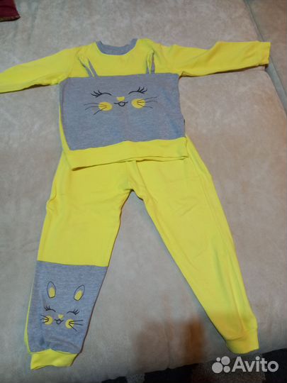 Спортивный костюм для девочки