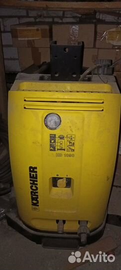 Профессиональная Мойка karcher HD 1090
