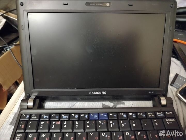Нетбук Samsung NP-N110