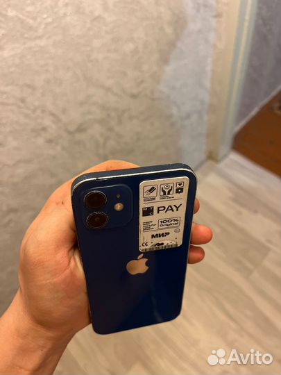 iPhone 12, 64 ГБ