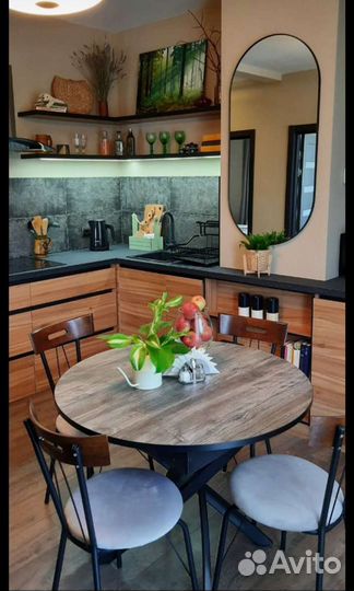 Столы,стулья.Доставка есть