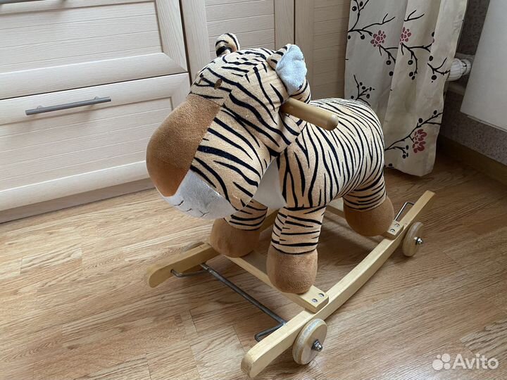 Каталка-качалка Тигр на колесах
