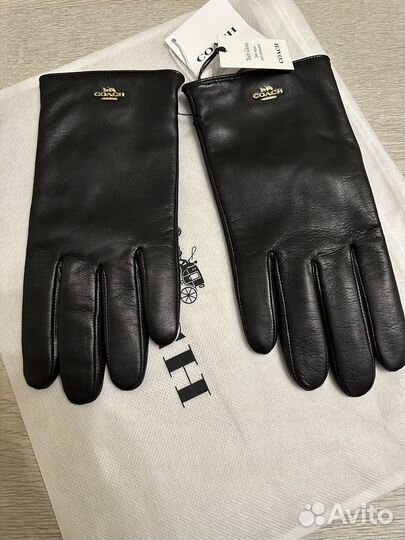 Кожаные перчатки Coach