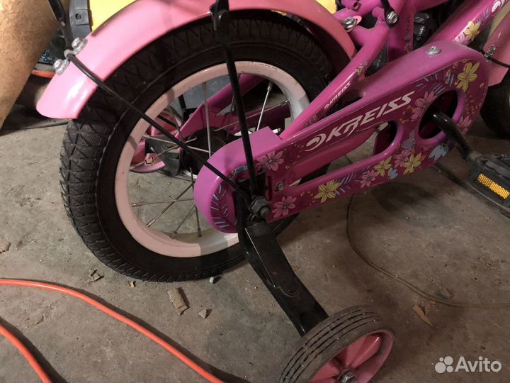 Детский трехколесный велосипед