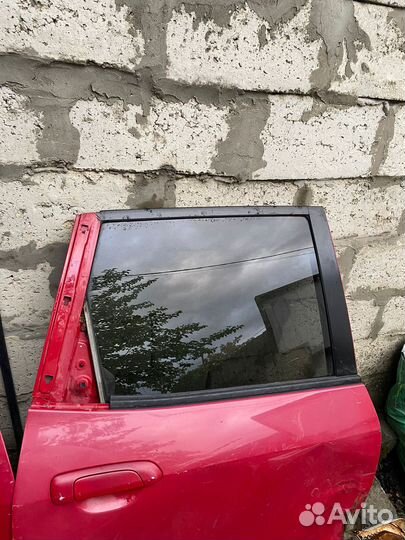 Задние двери (левая и правая) honda fit dba-gd1