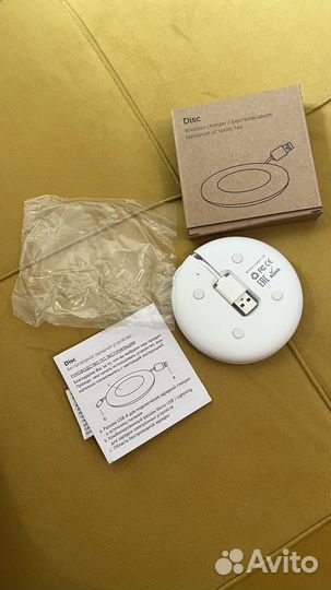 Беспроводное зарядное устройство с кабелем