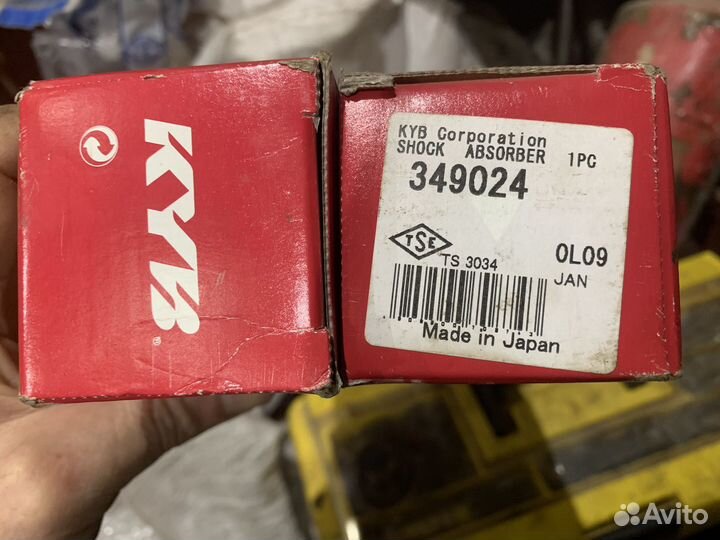 Заднии амартизатор раф 4