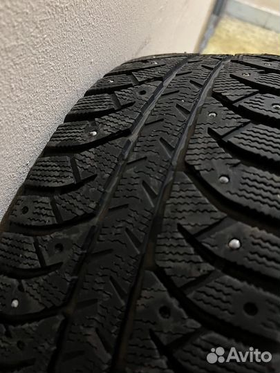 Bridgestone Ice Cruiser 7000S 205/55 R16 91T