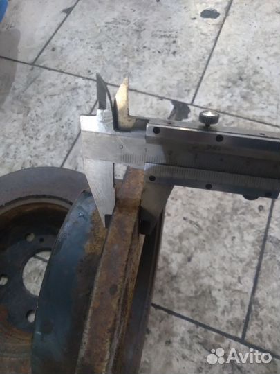 Диск тормозной задний toyota rav4 3 xa30