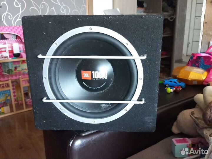 Сабвуфер jbl cs1204b