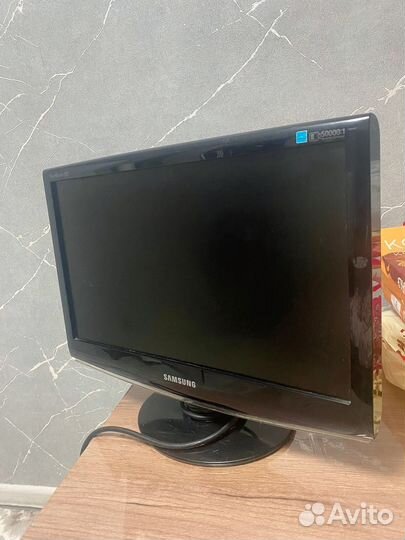 Монитор samsung