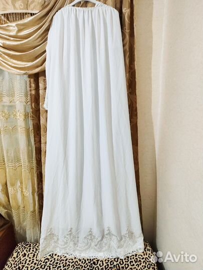 Вечернее платье в пол 42