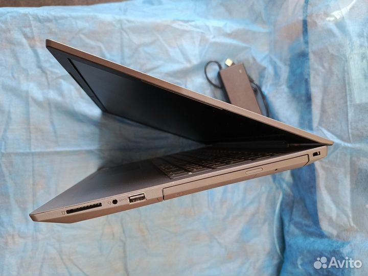 Lenovo 15,6