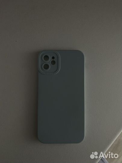 Чехол на iPhone 11