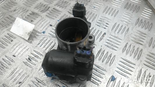 Дроссельная заслонка дизельная toyota RAV 4 ZSA3