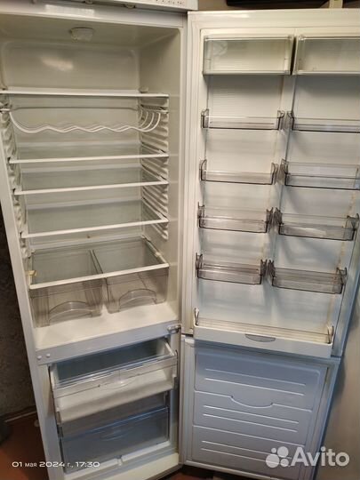 Полки, ящики и запчасти холодильника Атлант