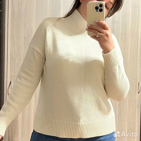 Свитер из шерсти