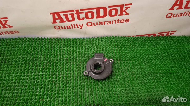 Крышка распределителя рулевой рейки (LHD)