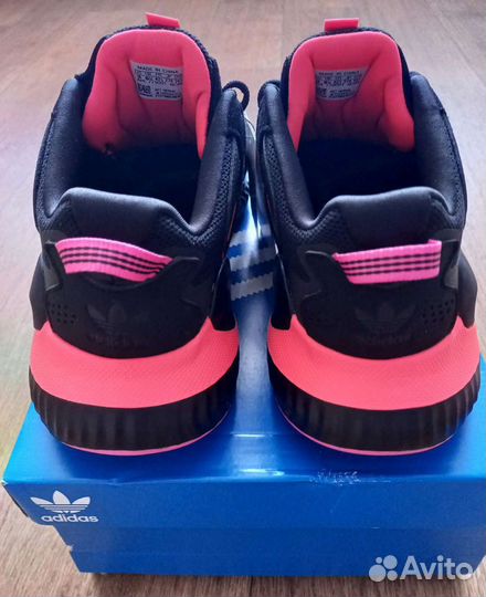 Кроссовки adidas Hi-Tail