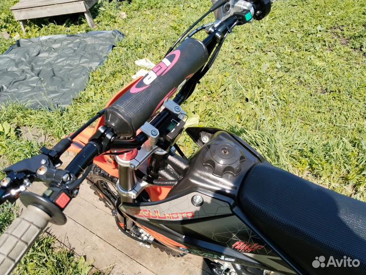 Питбайк Regulmoto Seven Pro 17/14
