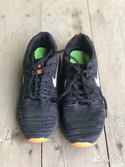 Кроссовки для мальчика nike 37р 23,5см
