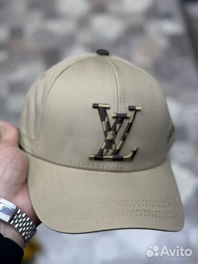 Бейсболка Louis Vuitton осенняя