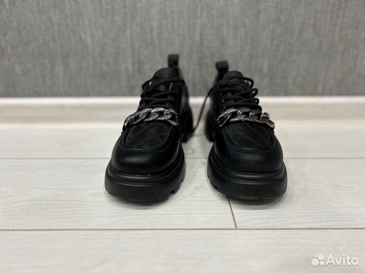 Лоферы женские