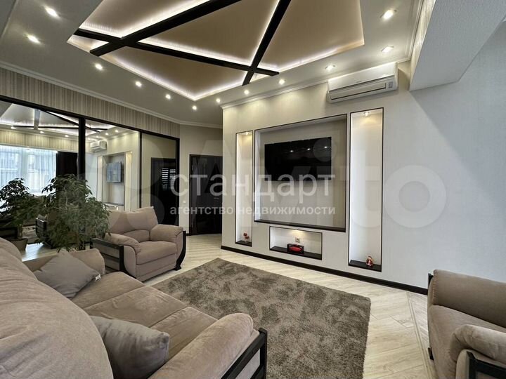 2-к. квартира, 64,3 м², 3/4 эт.
