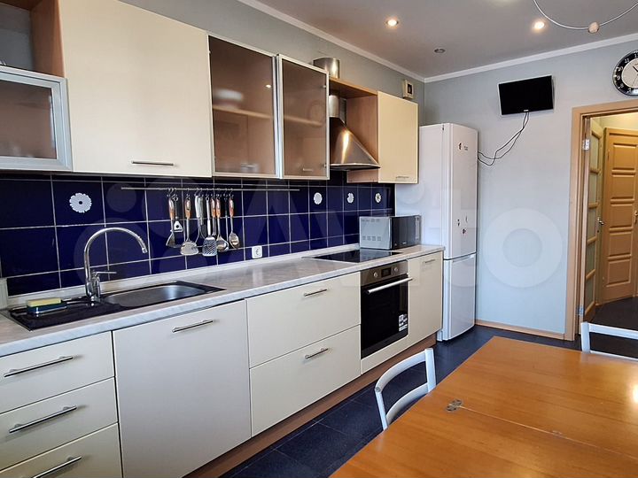 3-к. квартира, 80 м², 5/10 эт.