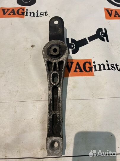 Подушка двигателя Vw Passat CC 3.6 2008