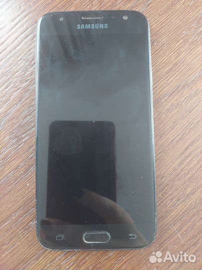 Телефон Samsung J3