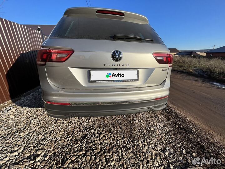 Volkswagen Tiguan 1.4 AMT, 2021, 22 800 км