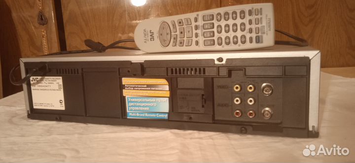 Видеомагнитофон JVC HR-V605ER (HI-FI/стерео)